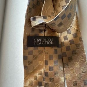 Kenneth Cole tie